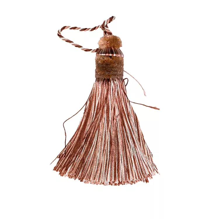 VELVET KEY TASSEL WITH THREADS - PINK